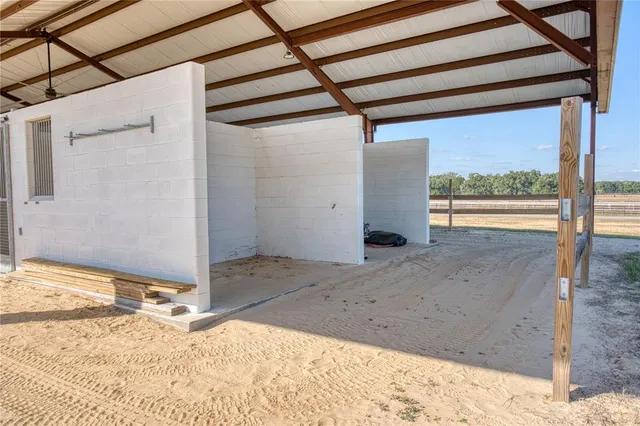 a view of entryway and hall