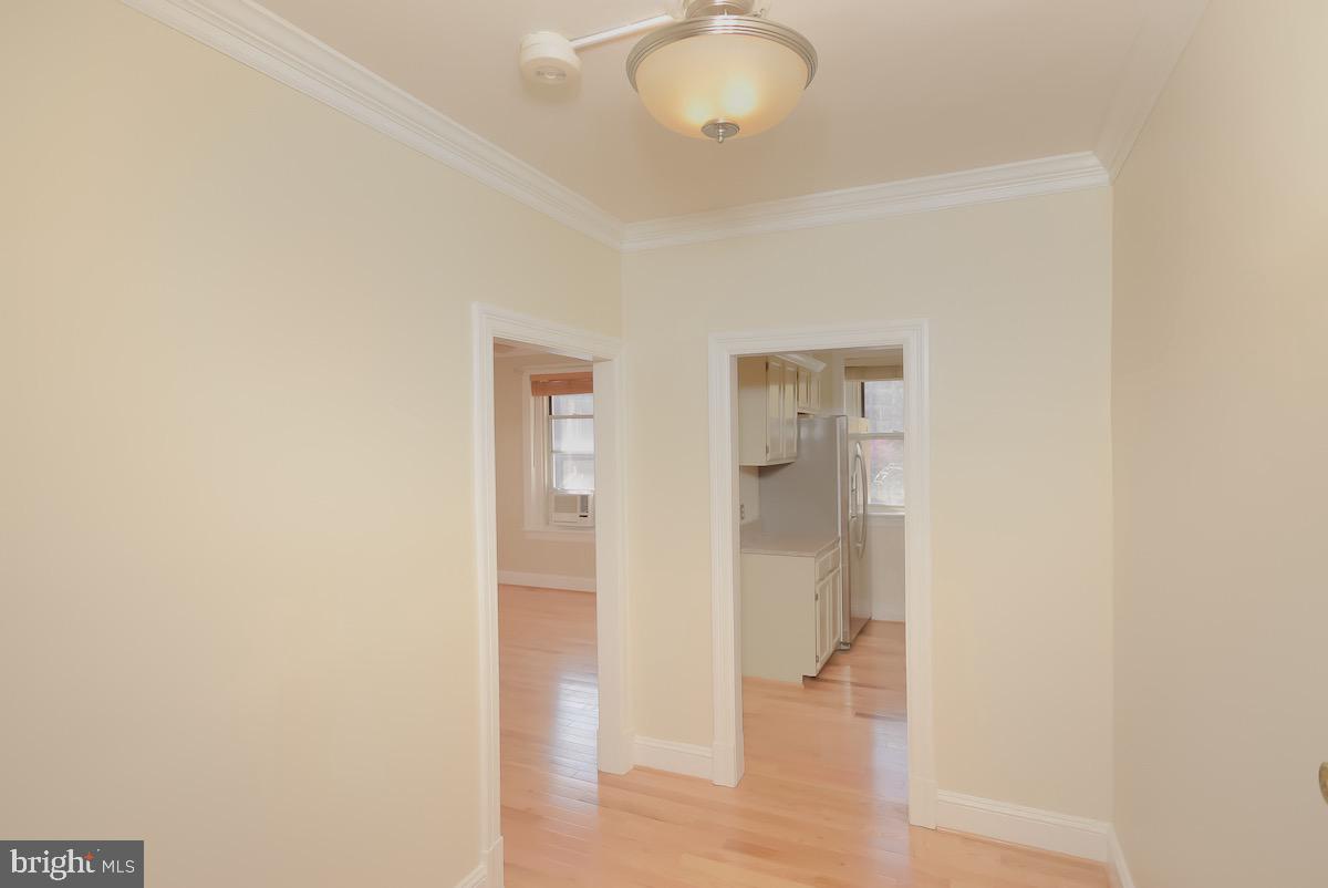 1954 Columbia Road Northwest, Unit 211 Washington, DC 20009 - Photo 2 of 6 Welcome to #211 (foyer).