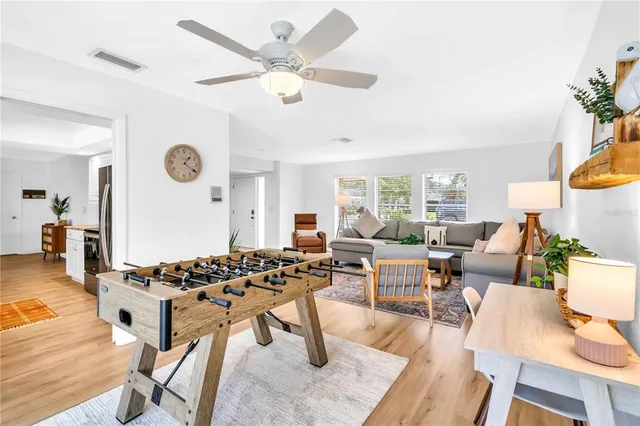 $7,500 | 2921 Captiva Drive, Sarasota, FL 34231