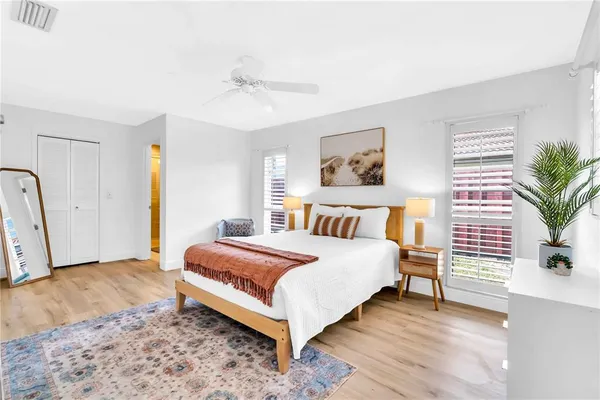 $7,500 | 2921 Captiva Drive, Sarasota, FL 34231