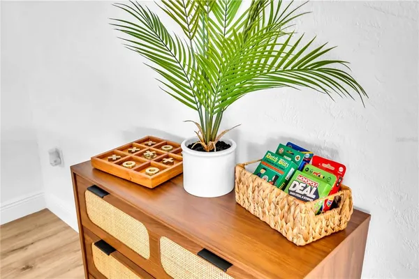 $7,500 | 2921 Captiva Drive, Sarasota, FL 34231