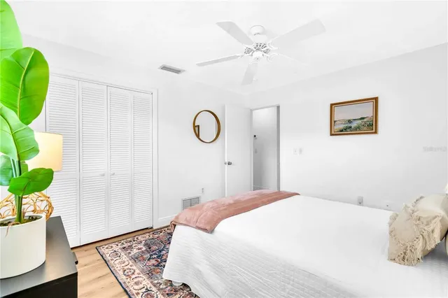 $7,500 | 2921 Captiva Drive, Sarasota, FL 34231