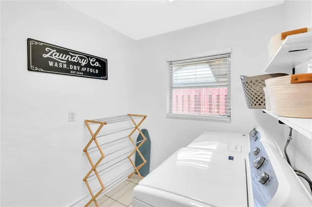 $7,500 | 2921 Captiva Drive, Sarasota, FL 34231