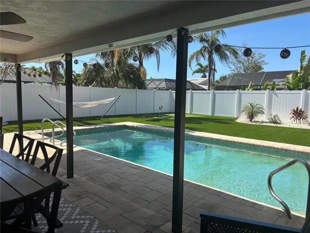 $7,500 | 2921 Captiva Drive, Sarasota, FL 34231