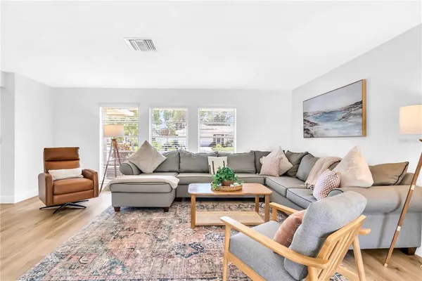 $7,500 | 2921 Captiva Drive, Sarasota, FL 34231