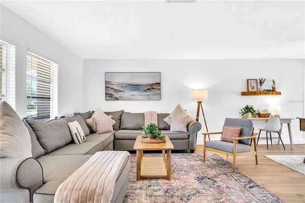 $7,500 | 2921 Captiva Drive, Sarasota, FL 34231