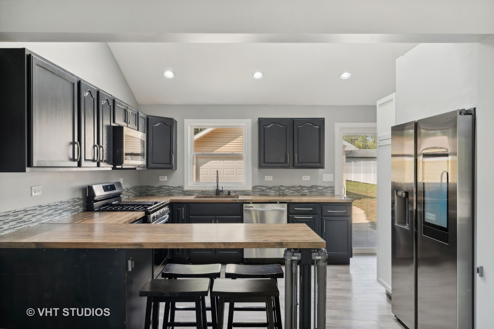 212 Crystal Avenue Lombard, IL 60148 - Photo 5 of 14