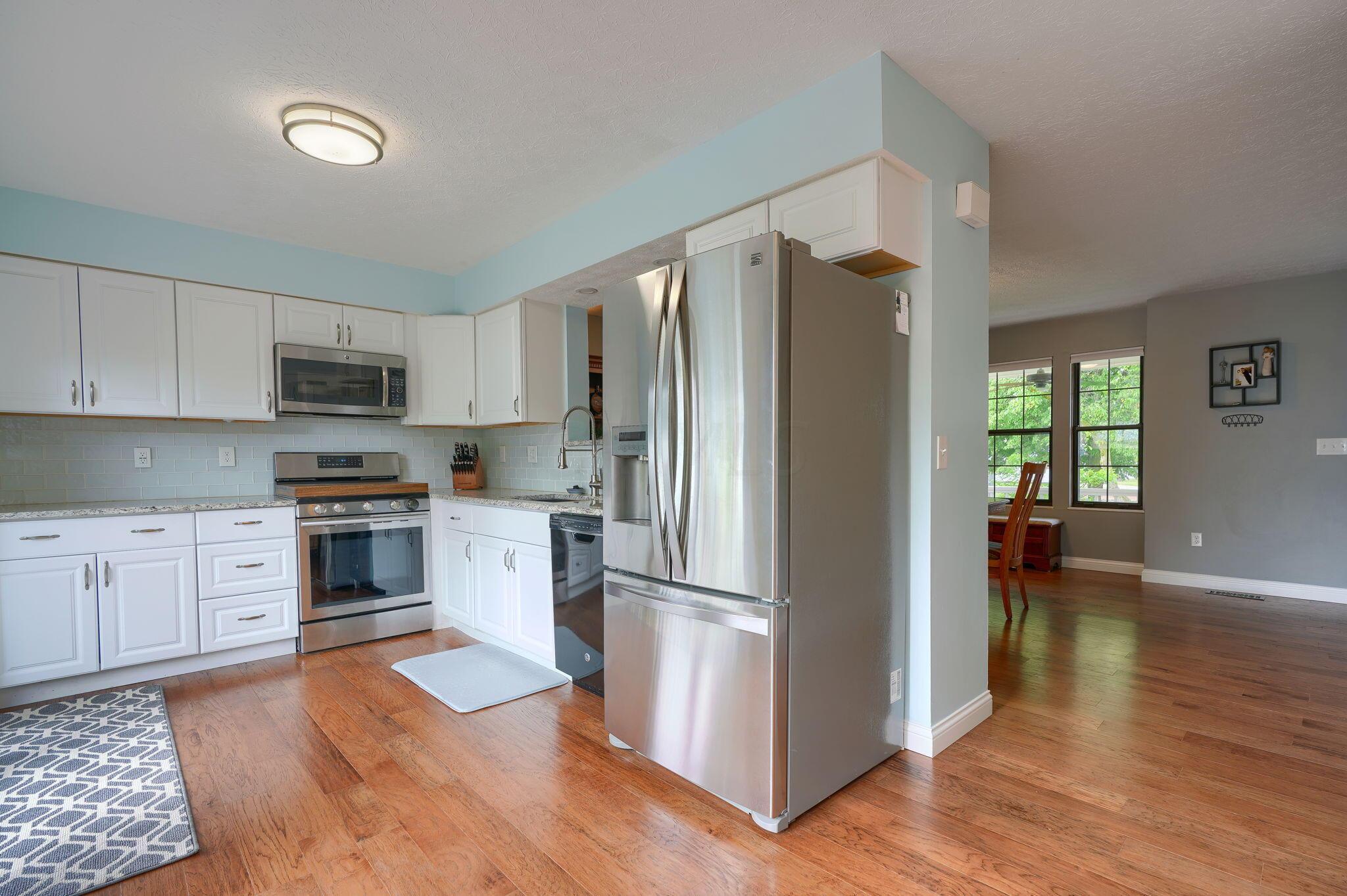 5389 Spring Hill Road Grove City, OH 43123 - Photo 14 of 40 Kitchen