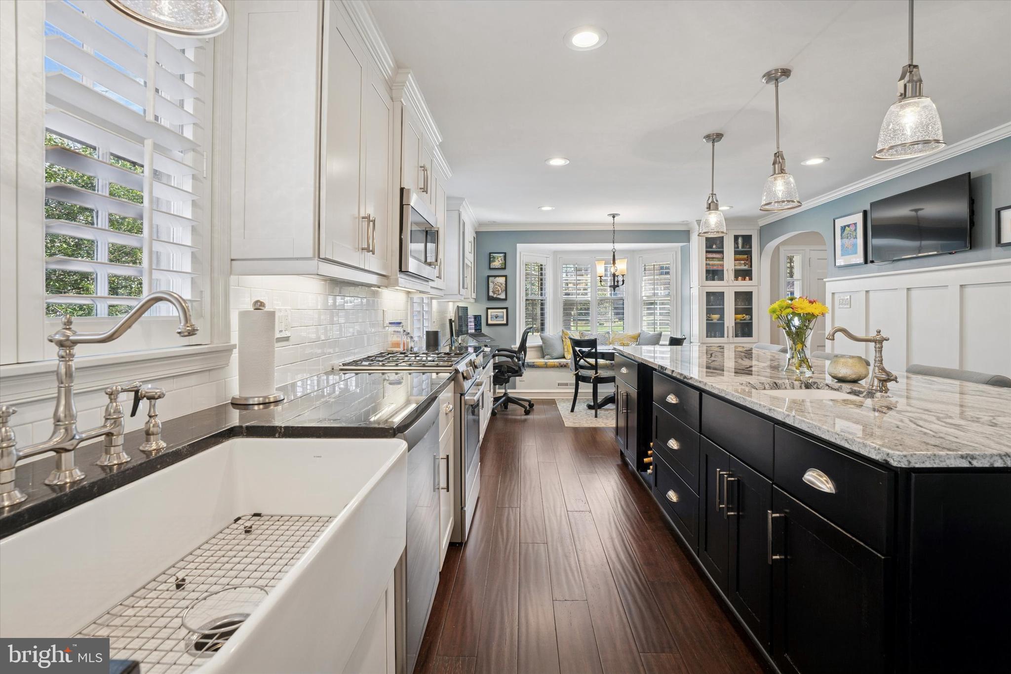 7809 Knox Road Glenside, PA 19038 - Photo 11 of 38 Granite Countertops