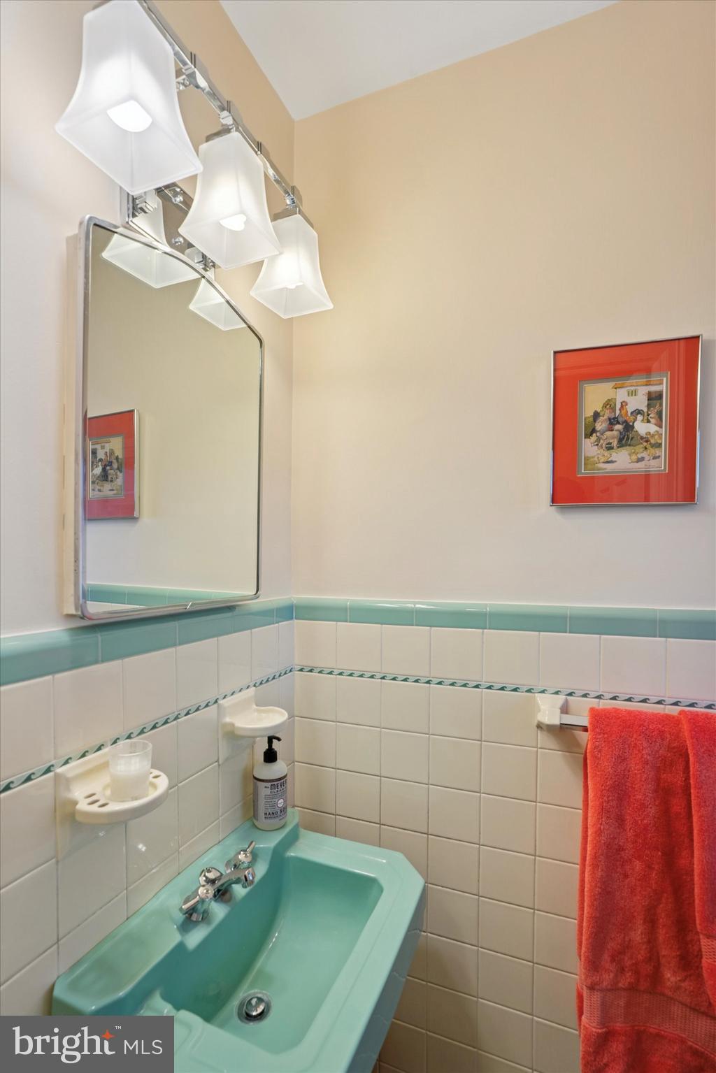 7809 Knox Road Glenside, PA 19038 - Photo 17 of 38 Gallery Image 17