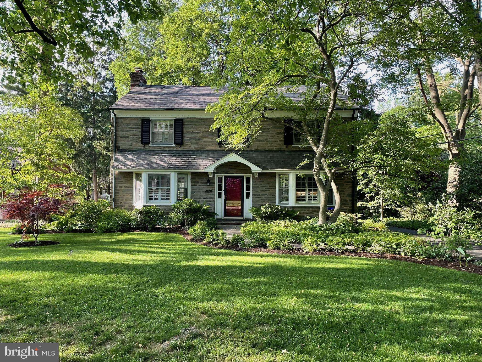 7809 Knox Road Glenside, PA 19038 - Photo 35 of 38 Summer Exterior Front View