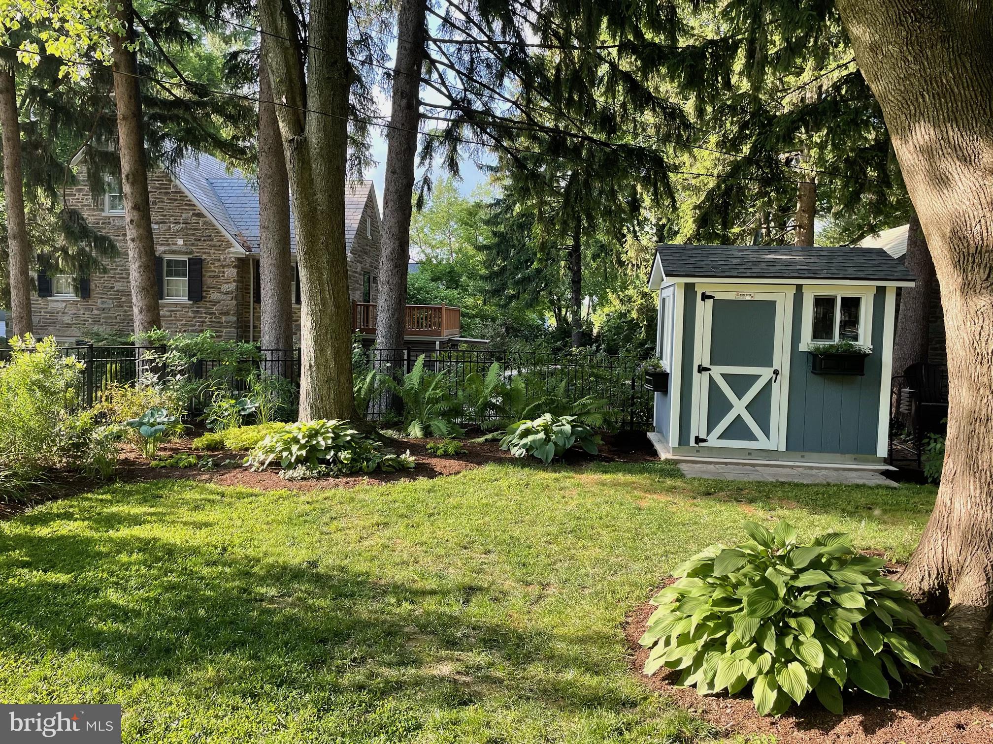 7809 Knox Road Glenside, PA 19038 - Photo 38 of 38 Backyard View of Gardens