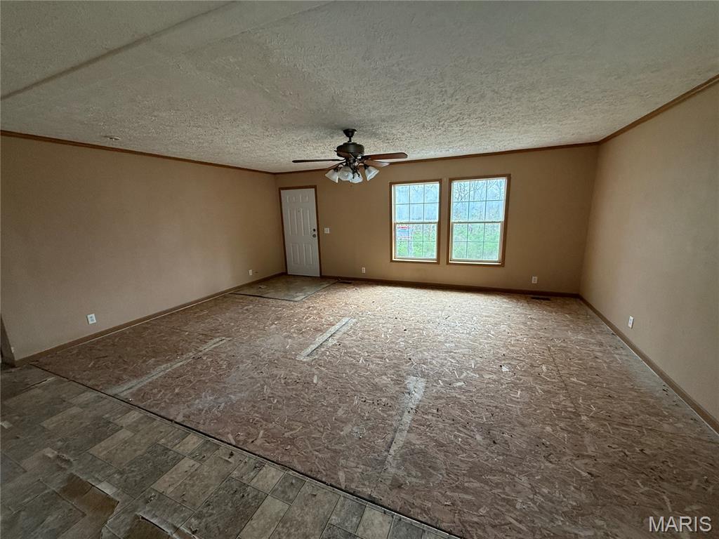 3908 Flucom Road De Soto, MO 63020 - Photo 5 of 26