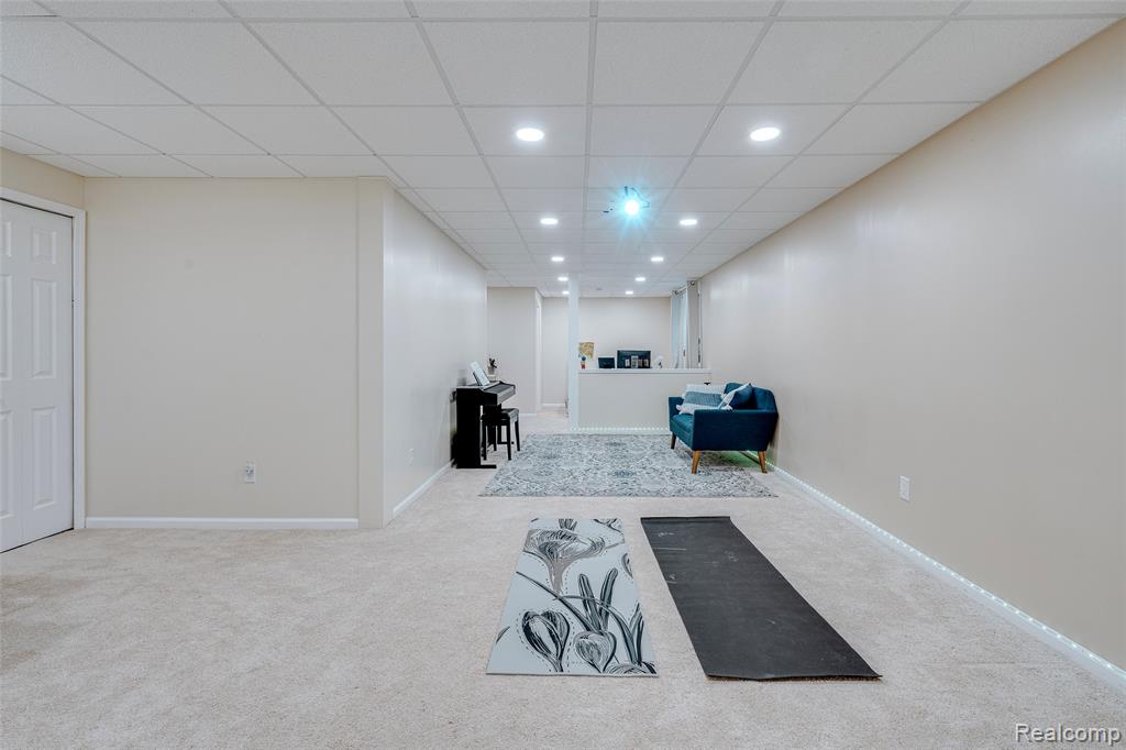 51011 Rockingham Drive Canton, MI 48188 - Photo 55 of 74