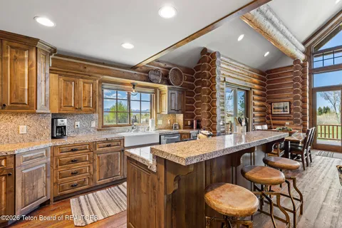 $2,150,000 | 16-17 Blackfoot Trail, Victor, ID 83455