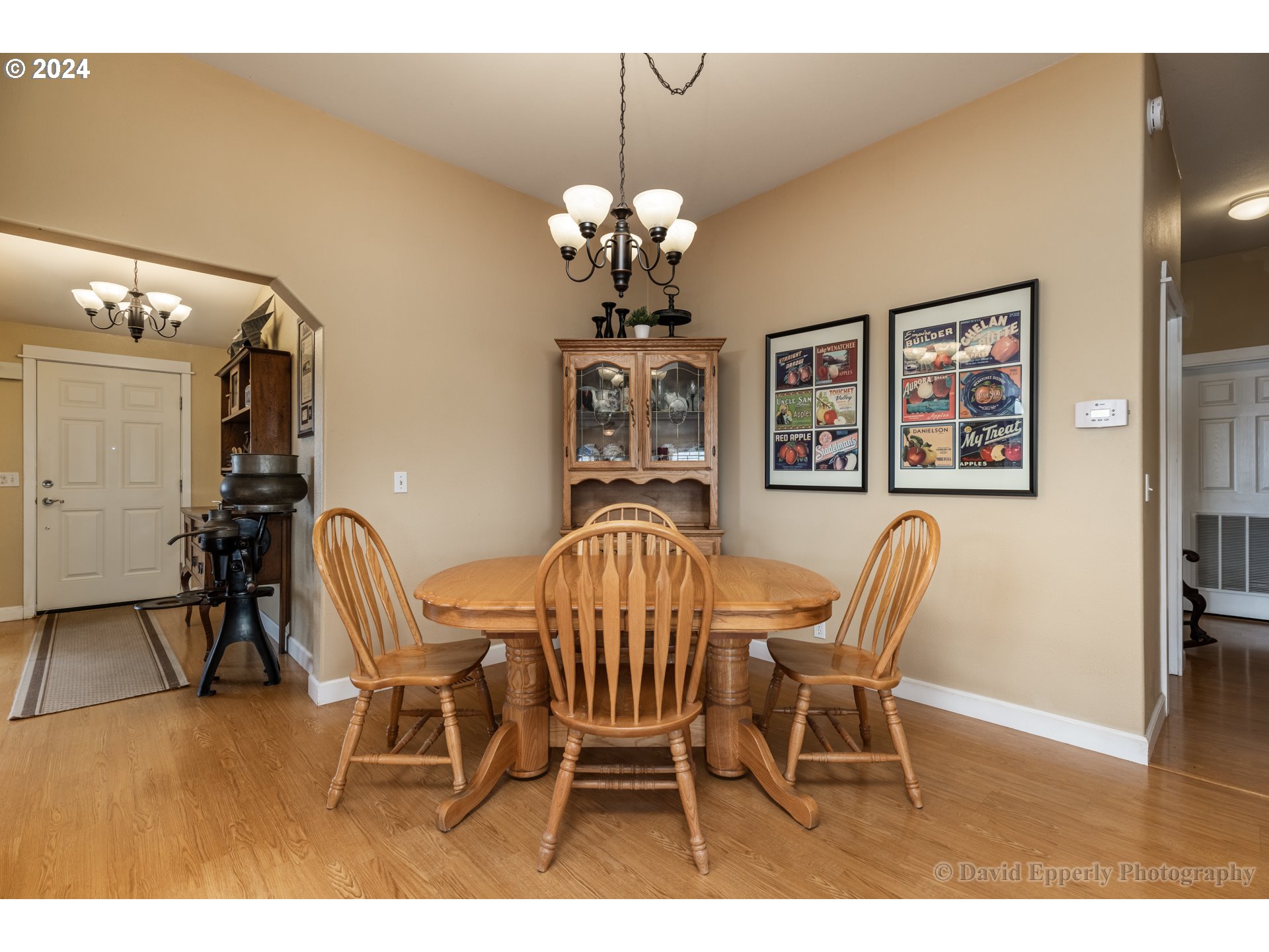 27765 Clark Road Deer Island, OR 97054 - Photo 6 of 38 Dining Room