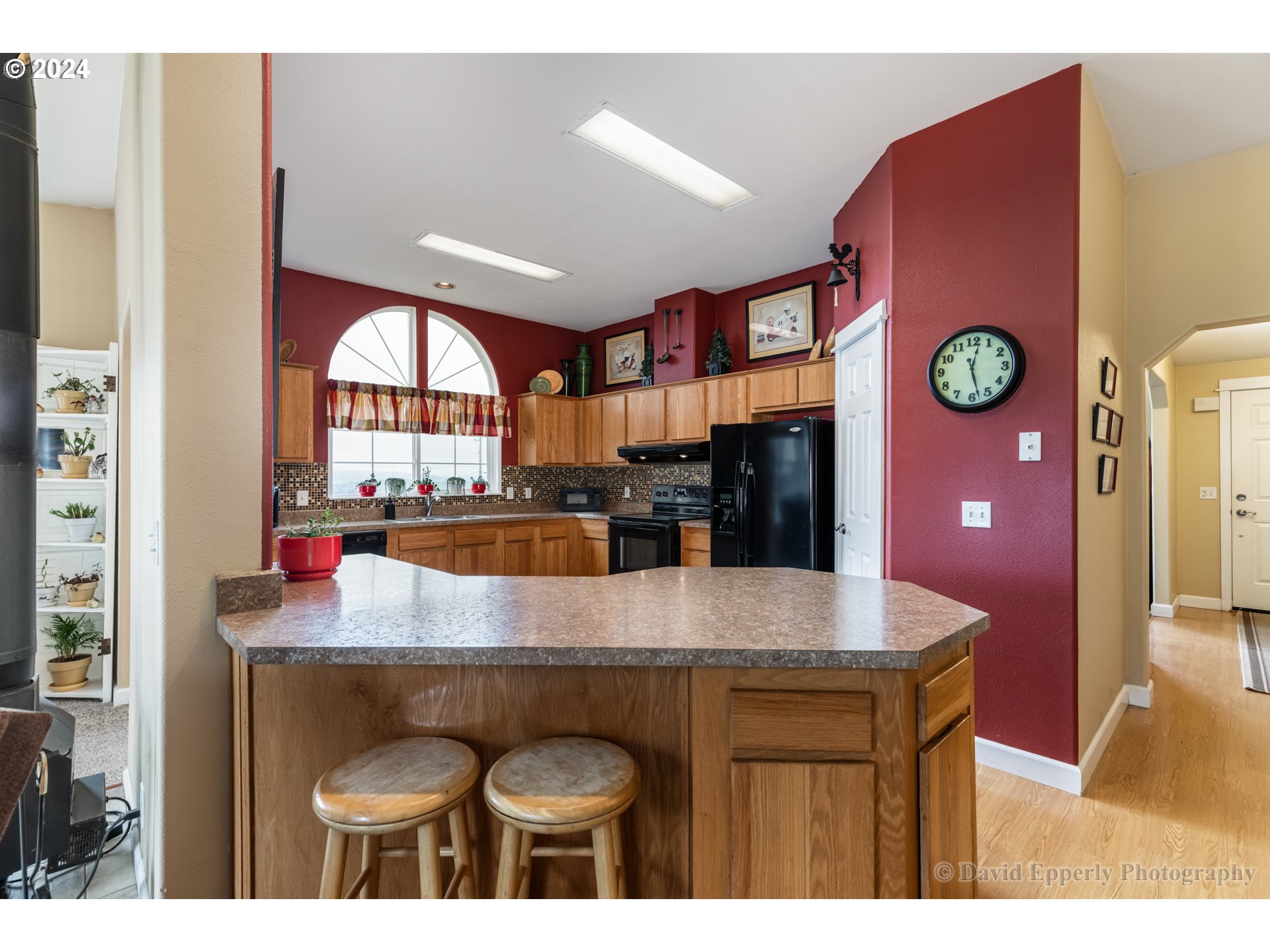 27765 Clark Road Deer Island, OR 97054 - Photo 8 of 38 Kitchen