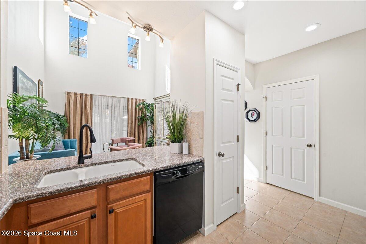 1345 Lara Circle, Unit 101 Rockledge, FL 32955 - Photo 14 of 41 12-DSC082189