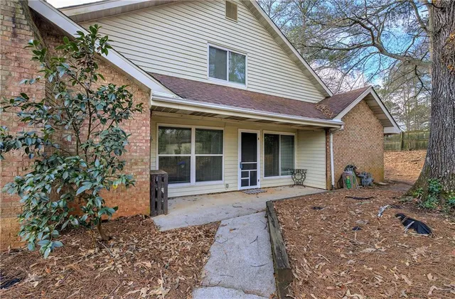 $2,250 | 1252 Minhinette Drive, Unit 1254, Roswell, GA 30075