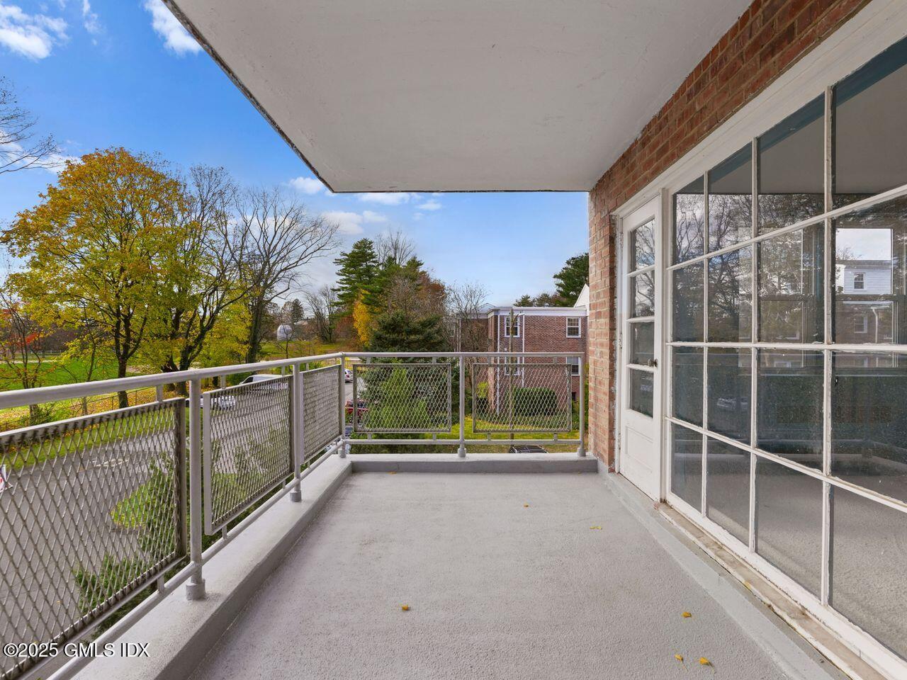 3 Putnam Hill, Unit 2B Greenwich, CT 06830 - Photo 21 of 23 a view of a balcony