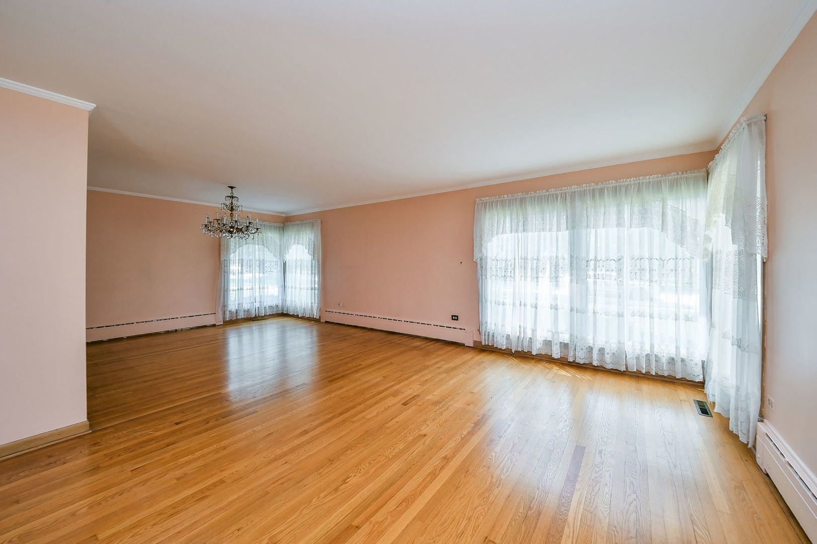 1401 Brophy Avenue Park Ridge, IL 60068 - Photo 4 of 23 Gallery Image 4