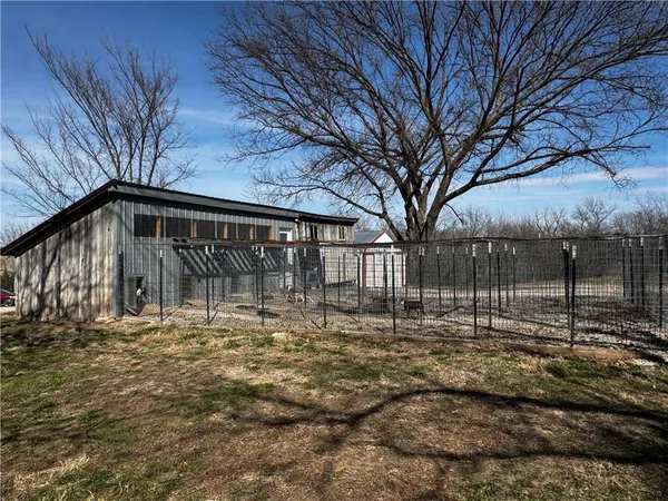 $370,000 | 21352 Highway 46, Maryville, MO 64468