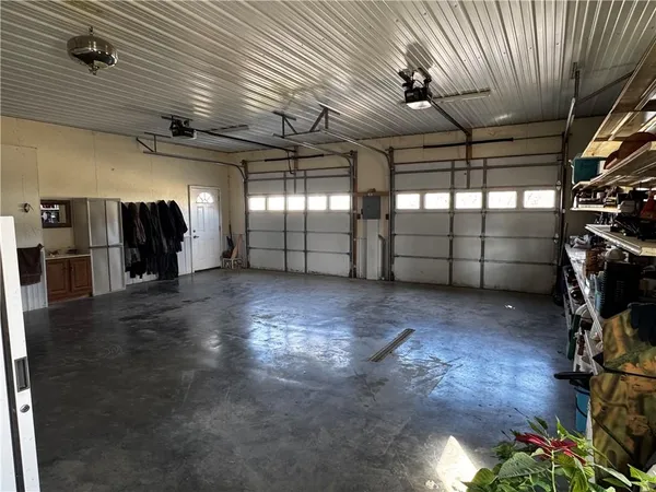 $370,000 | 21352 Highway 46, Maryville, MO 64468
