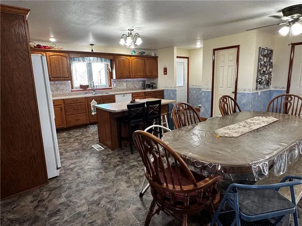 $370,000 | 21352 Highway 46, Maryville, MO 64468