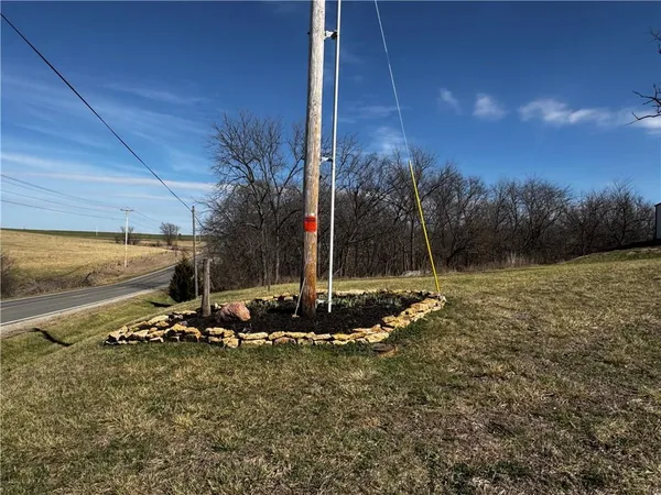 $370,000 | 21352 Highway 46, Maryville, MO 64468