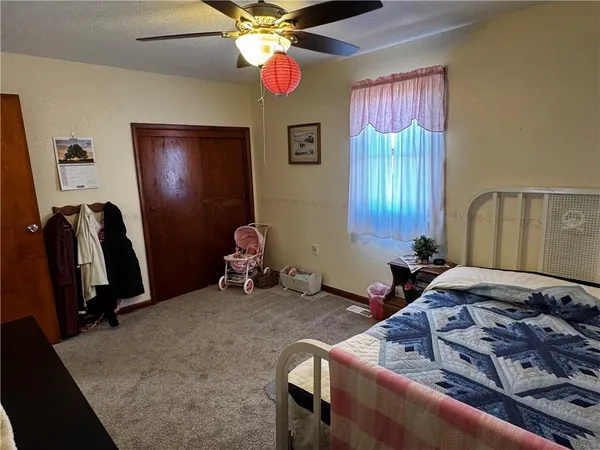 $370,000 | 21352 Highway 46, Maryville, MO 64468