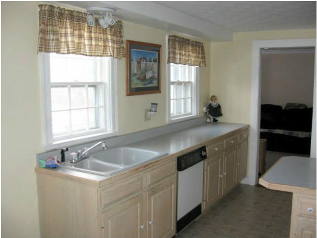 582 River Road North Anson, ME 04958 - Photo 10 of 26 Kitchen.