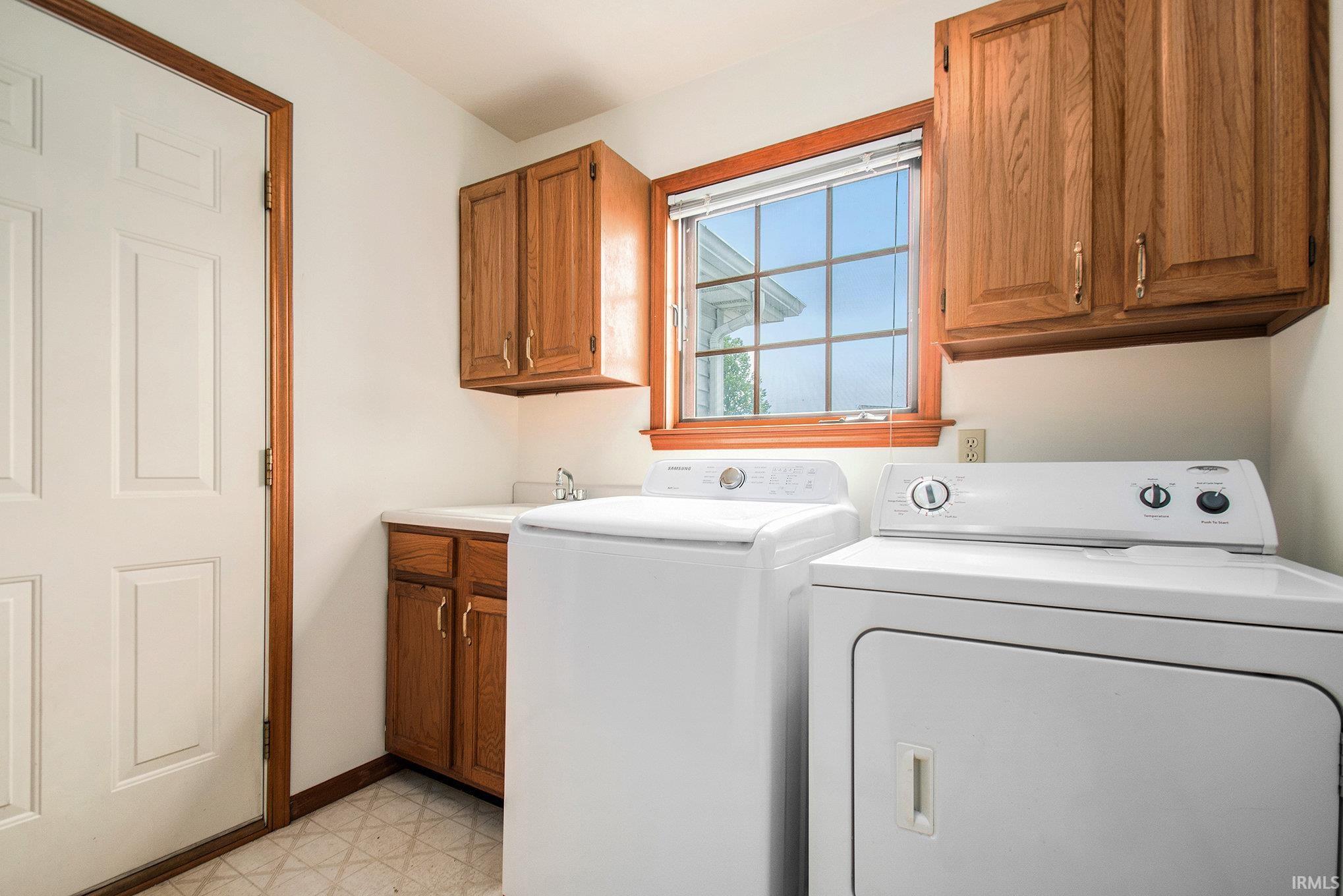 52206 Filbert Road Granger, IN 46530 - Photo 15 of 36 Gallery Image 15