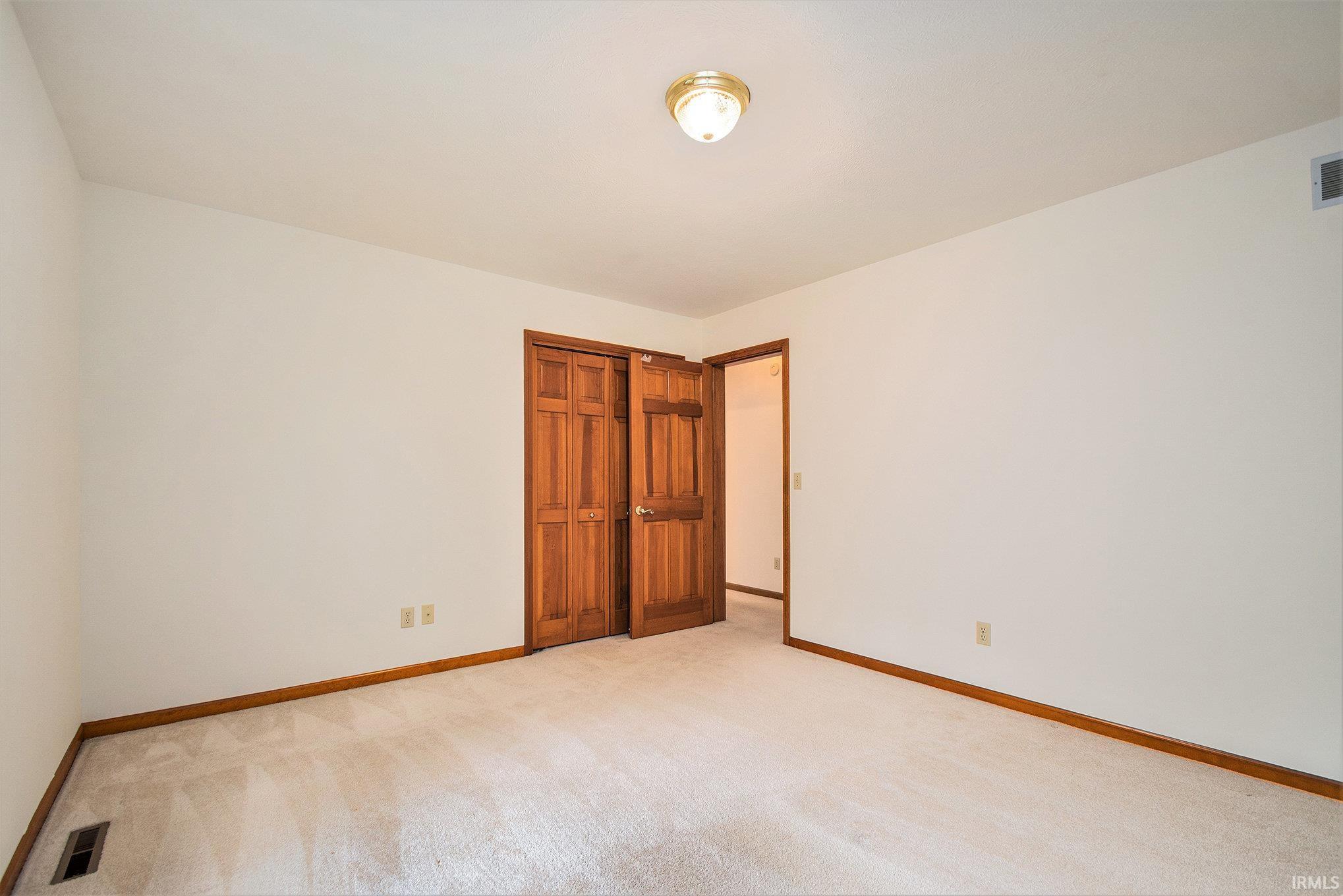 52206 Filbert Road Granger, IN 46530 - Photo 24 of 36 Gallery Image 24