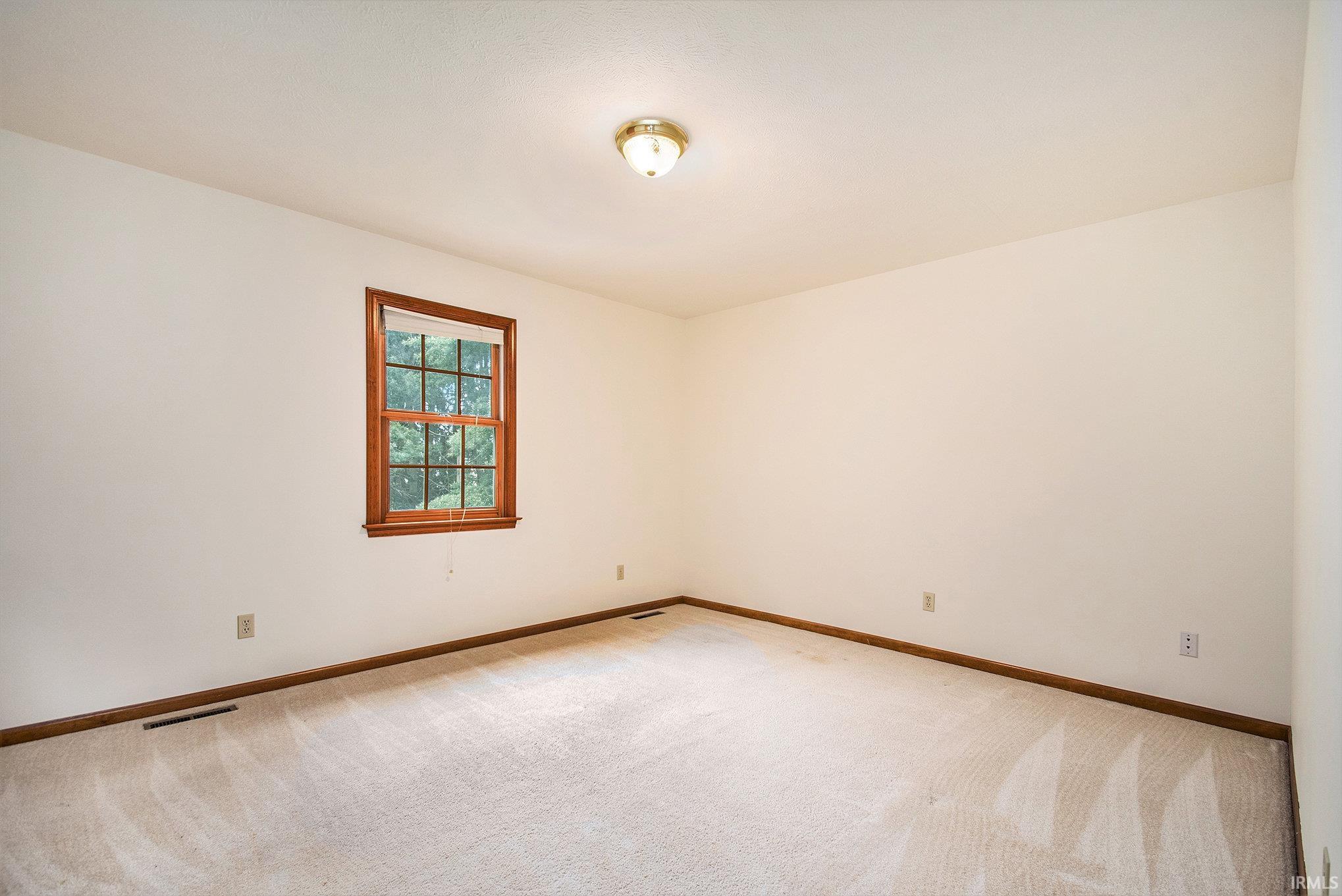52206 Filbert Road Granger, IN 46530 - Photo 26 of 36 Gallery Image 26