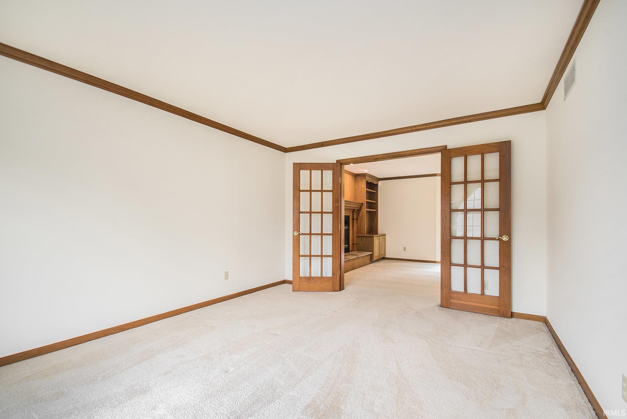 52206 Filbert Road Granger, IN 46530 - Photo 6 of 36 Gallery Image 6