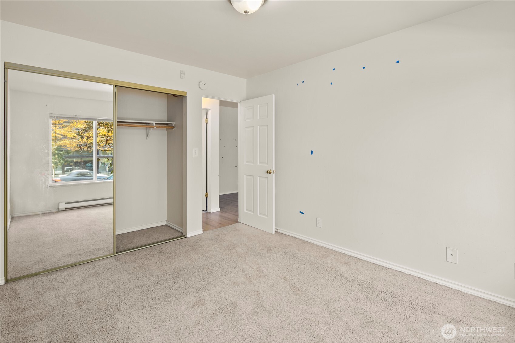 509 19th Avenue East Seattle, WA 98112 - Photo 21 of 40 an empty room with windows