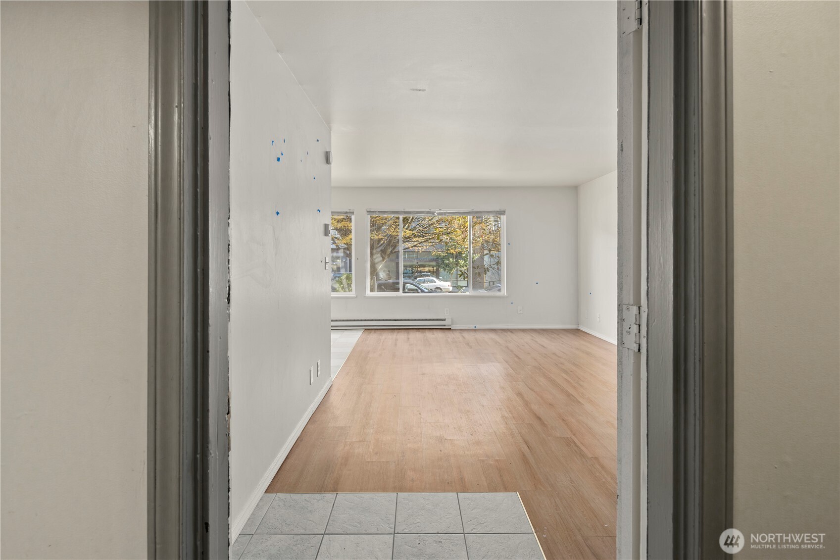 509 19th Avenue East Seattle, WA 98112 - Photo 27 of 40 an empty room with windows