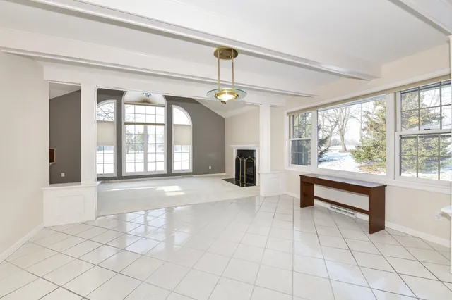 $375,000 | 110 Eagle Pointe Drive, Unit 3A, Delavan, WI 53115