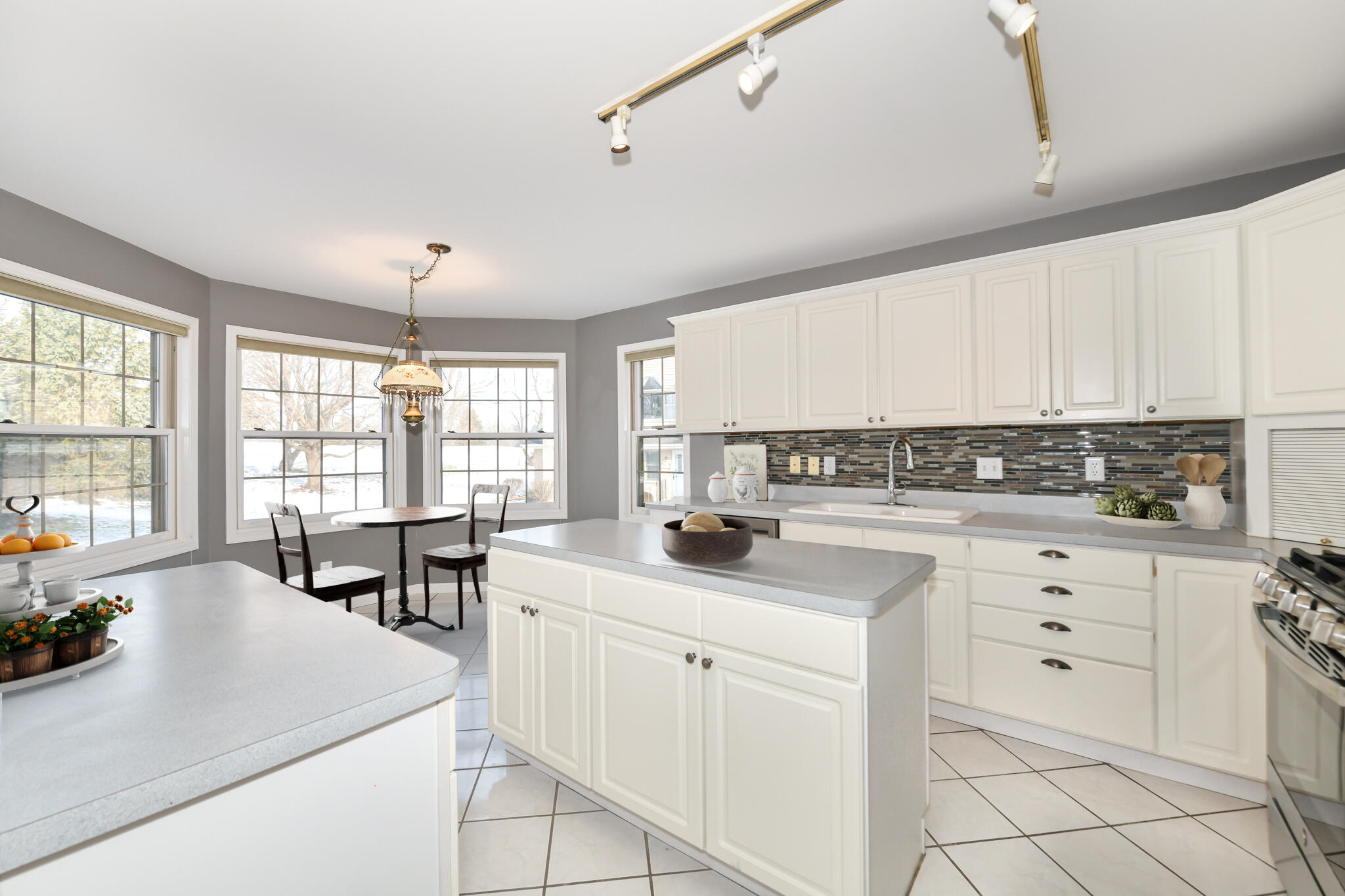 110 Eagle Pointe Drive, Unit 3A Delavan, WI 53115 - Photo 20 of 60 Virtual Picture of Kitchen