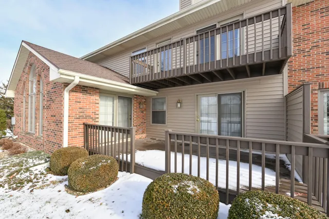 $375,000 | 110 Eagle Pointe Drive, Unit 3A, Delavan, WI 53115