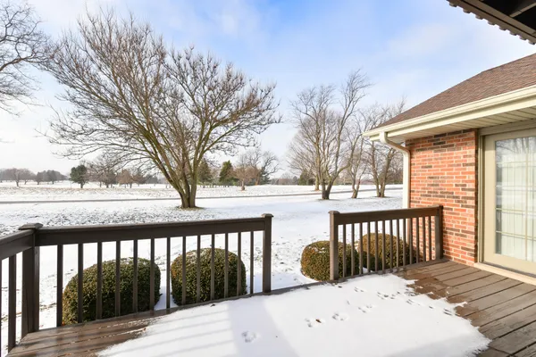 $369,000 | 110 Eagle Pointe Drive, Unit 3A, Delavan, WI 53115