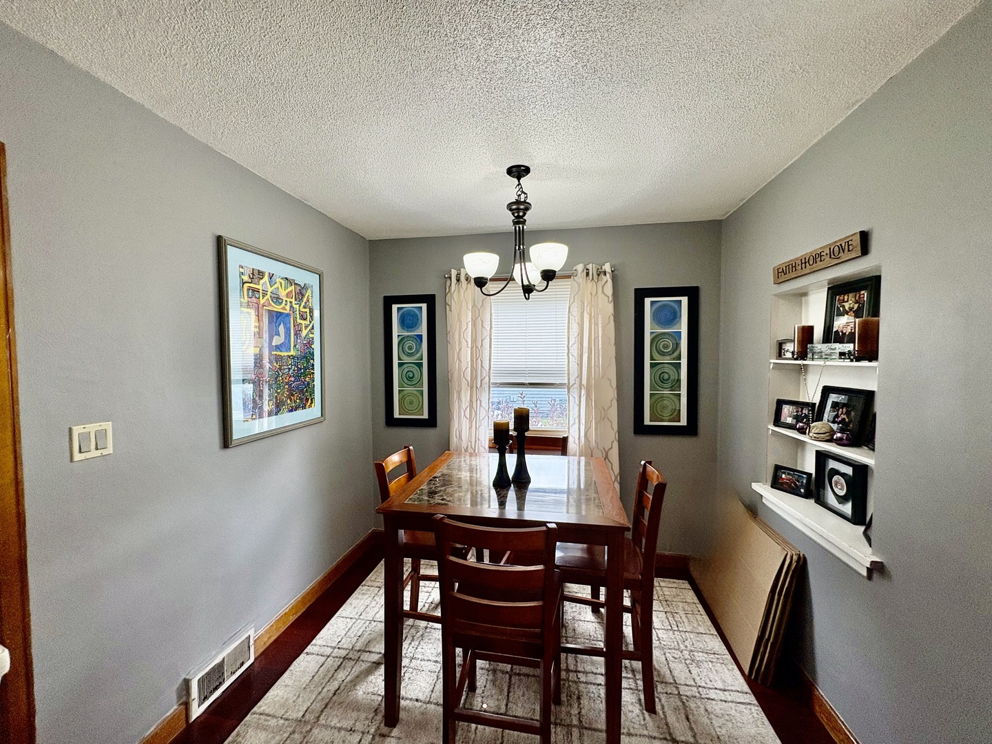 915 North 10th Street Rochelle, IL 61068 - Photo 8 of 26 Gallery Image 8