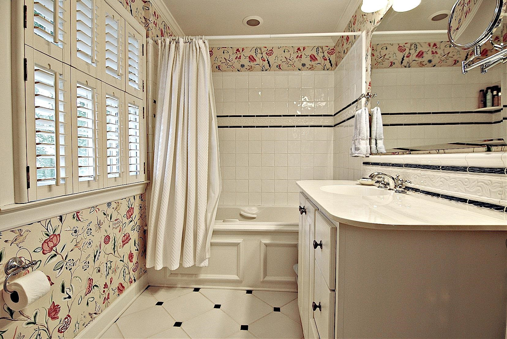 407 Foxhall Street Raleigh, NC 27609 - Photo 16 of 28 Photo 16