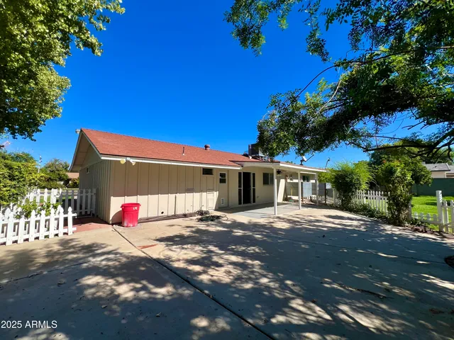 $2,800 | 13815 East Shannon Street, Gilbert, AZ 85295