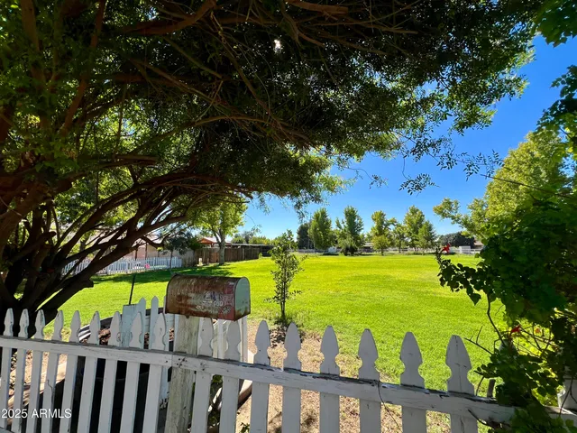 $2,800 | 13815 East Shannon Street, Gilbert, AZ 85295