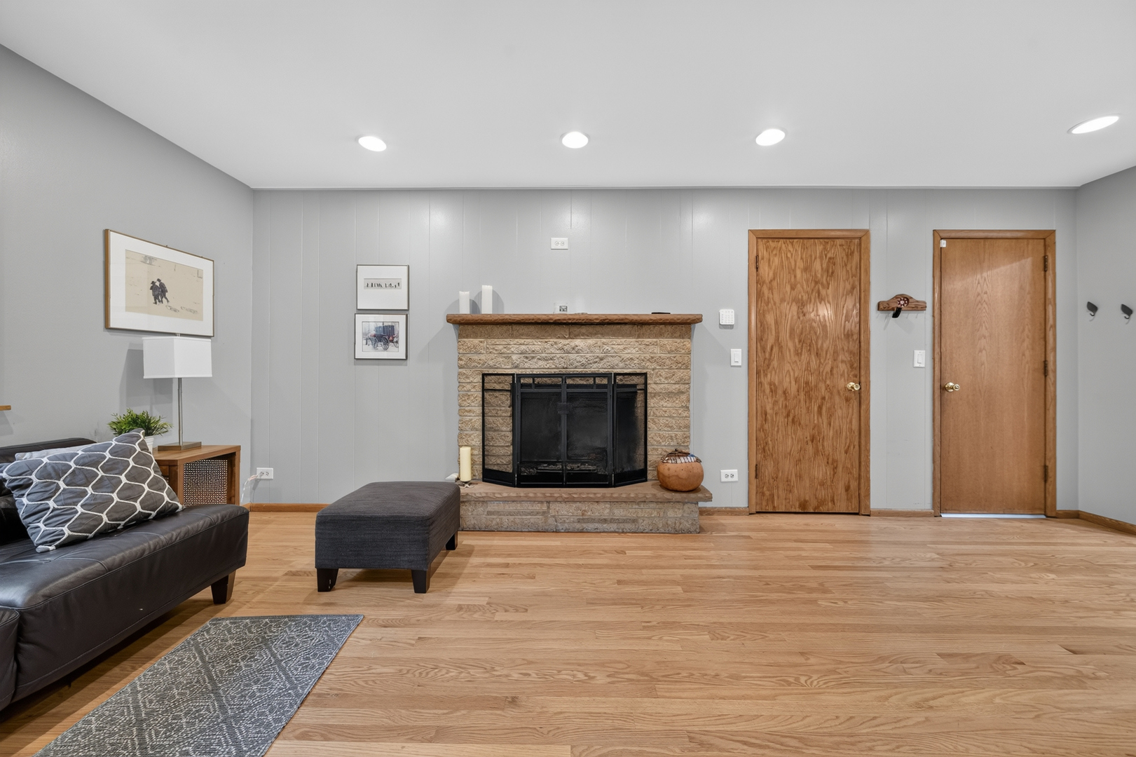 16 Falkirk Road Hawthorn Woods, IL 60047 - Photo 24 of 51 Gallery Image 24