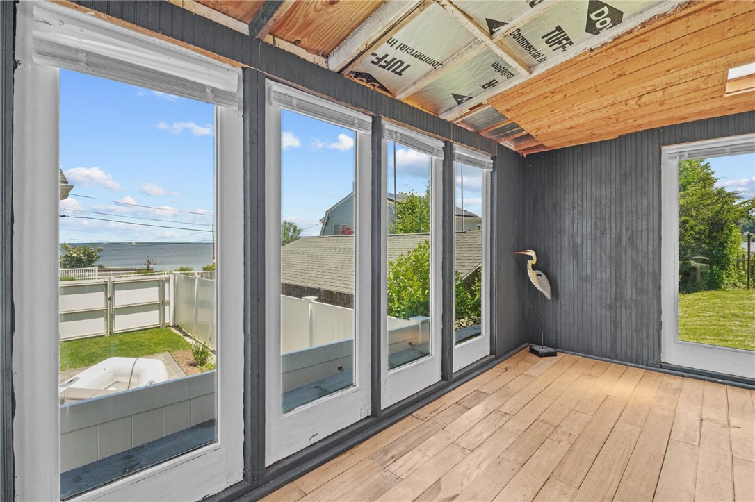 99 Summit Road Portsmouth, RI 02871 - Photo 10 of 31