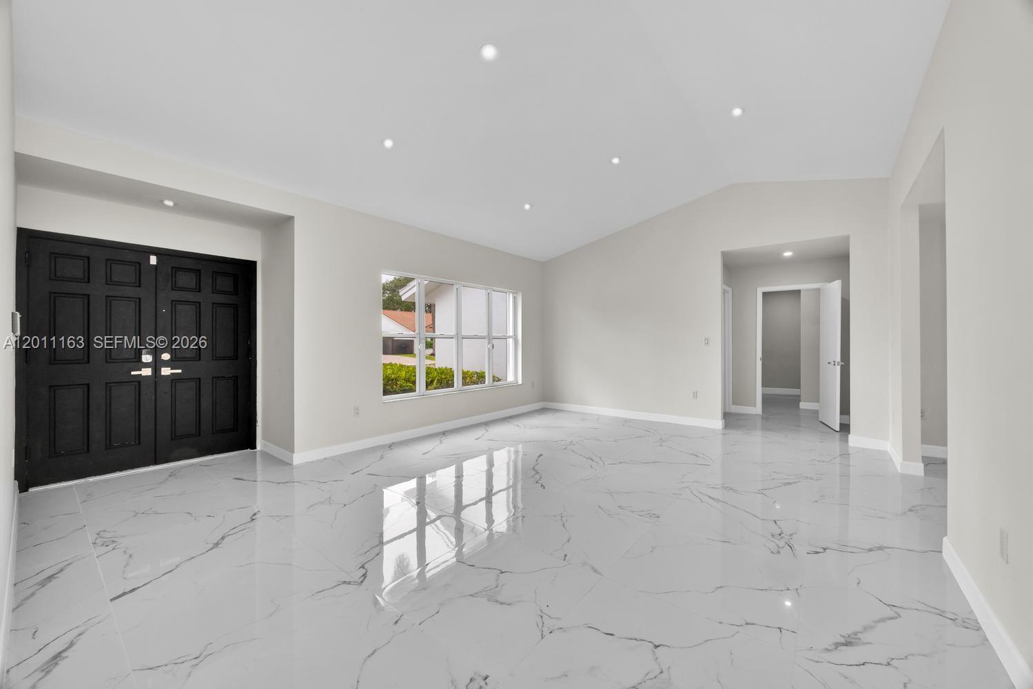 8503 Southwest 83rd Street Miami, FL 33143 - Photo 4 of 27