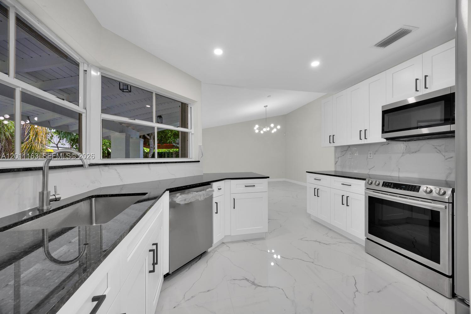 8503 Southwest 83rd Street Miami, FL 33143 - Photo 7 of 27