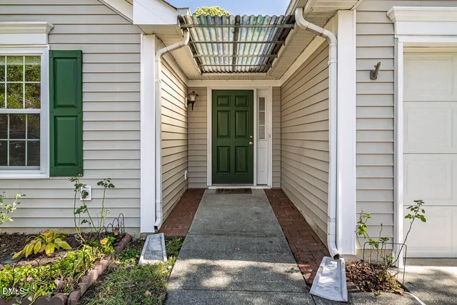 $1,900 | 6309 Saybrooke Drive, Raleigh, NC 27604